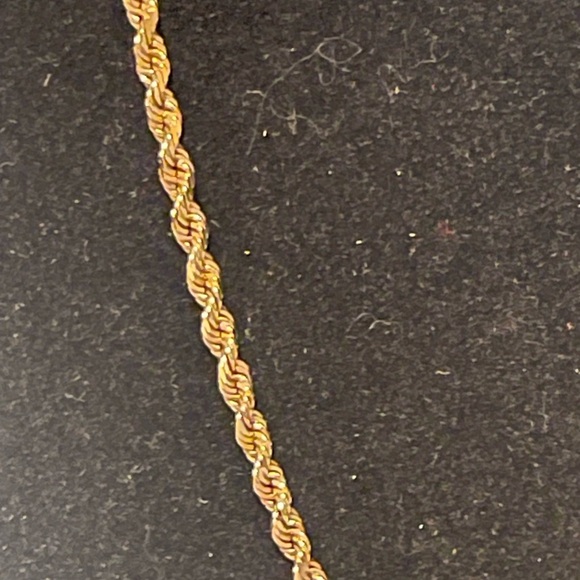 100% real 14k gold rope chain necklace 18”❤️ 6.8 grams. Not gold plated ❤️ - Picture 4 of 12